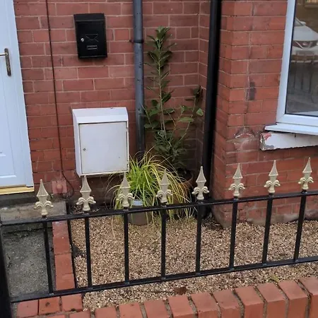 4 Bedroom Near Racecourse *